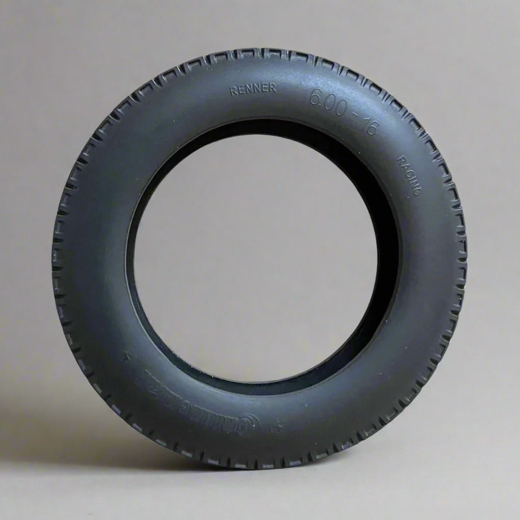 Gullwing Rear Tire - Part No. LE102R