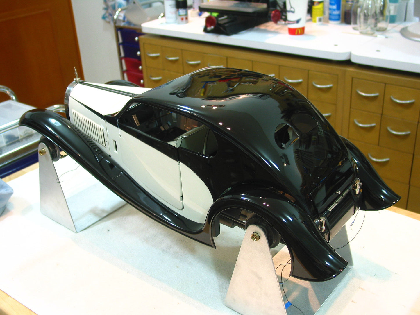 Bugatti Chassis Stands