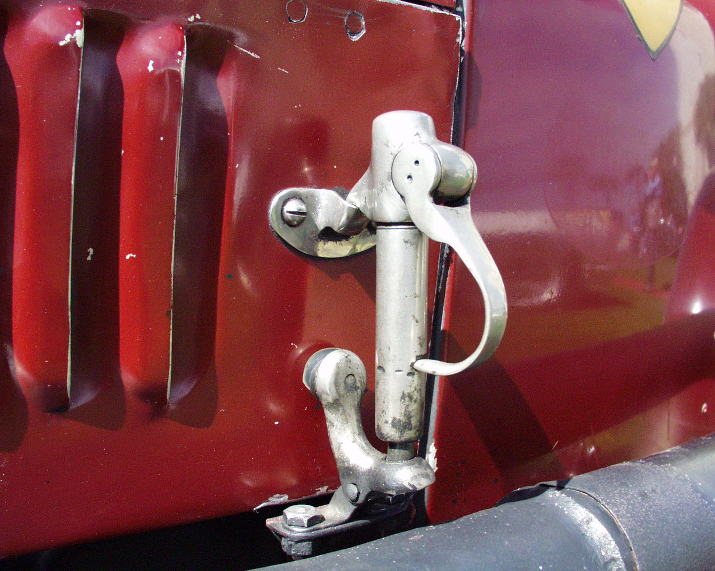 Alfa Hood Latches